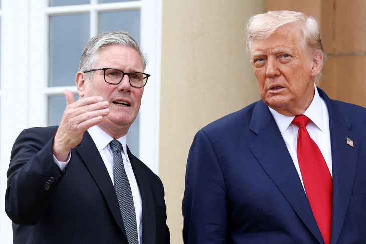 Thông điệp rất rõ từ chuyến thăm Anh của ông Trump - Ảnh 1.