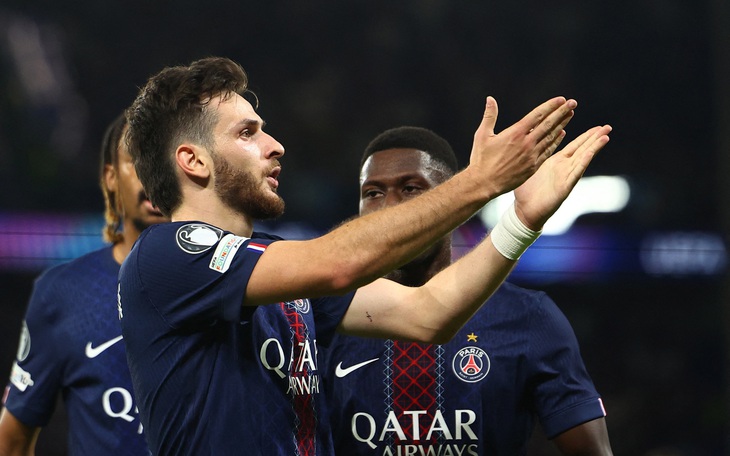 Rashford tỏa sáng giúp Barca giành 3 điểm ở trận ra quân tại Champions League - Ảnh 2.