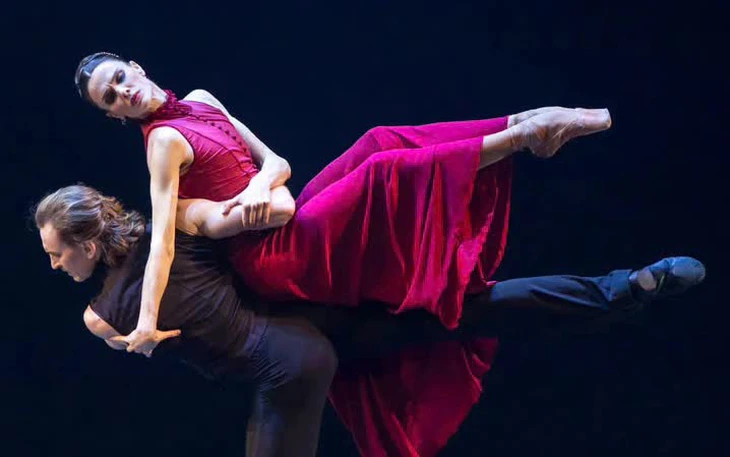 Đoàn ballet danh tiếng Eifman Ballet trở lại với 8 đêm diễn làm sống lại thơ của đại thi hào Puskin - Ảnh 3.