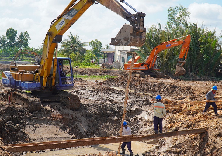 Đồng Tháp đề nghị Đồng Nai hỗ trợ đá để thực hiện các dự án giao thông trọng điểm - Ảnh 1.