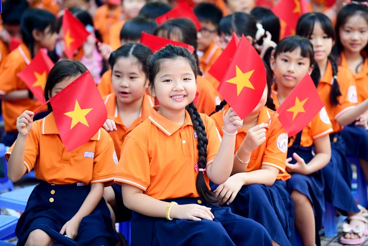4 Nghị quyết của Bộ Chính trị: Hành động để Việt Nam hùng cường, thịnh vượng - Ảnh 1.