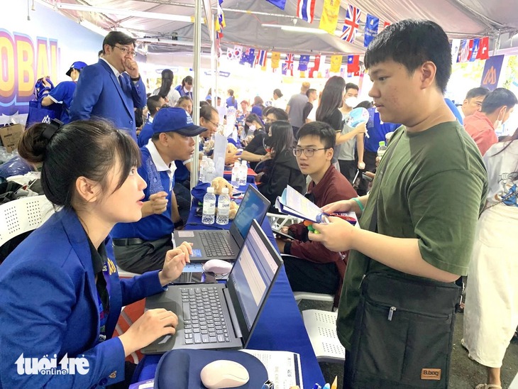 Nhu cầu thuê nhà trọ tăng vọt mùa tựu trường - Ảnh 1.