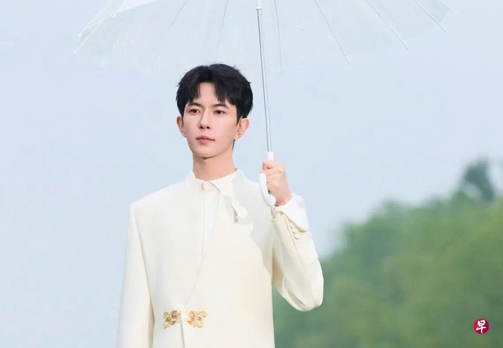 Khán giả vẫn nghi ngờ dù mẹ Vu Mông Lung nói anh qua đời do ngã lầu sau uống rượu - Ảnh 2.