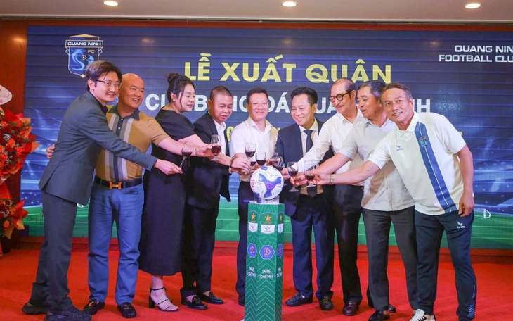 Thủ môn lại mắc sai lầm, CLB Quảng Ninh thua trận ra quân Giải hạng nhất - Ảnh 3.