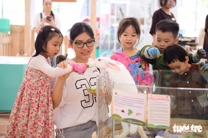 Đến Centre Mall Võ Văn Kiệt trải nghiệm "nông trại trong lòng phố" - Ảnh 1.