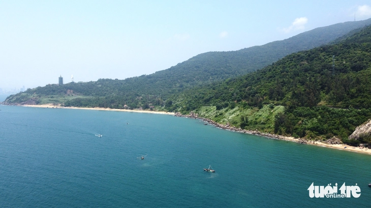 Một resort trên bán đảo Sơn Trà bị phạt 366 triệu vì vi phạm môi trường, an toàn thực phẩm  - Ảnh 1.
