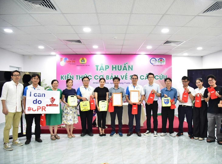 Người hóc dị vật cao 1,7m, người 'nấm lùn' sơ cứu bằng cách nào? - Ảnh 7.