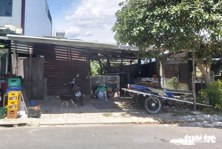 Cụ ông giúp người, cho mượn đất thì bị bán mất: ‘Khổ chủ’ tố bị chiếm đoạt - Ảnh 1.