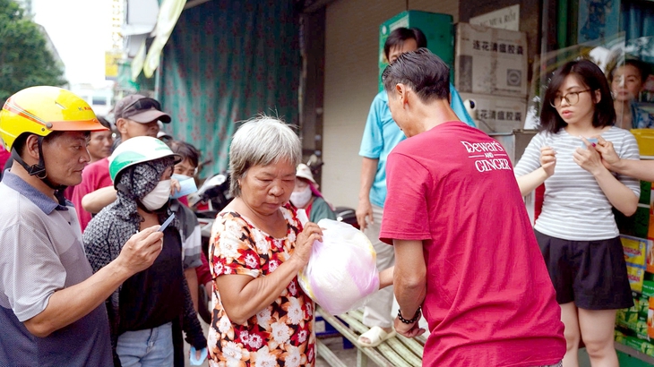 Cúng cô hồn văn minh được không? - Ảnh 1.