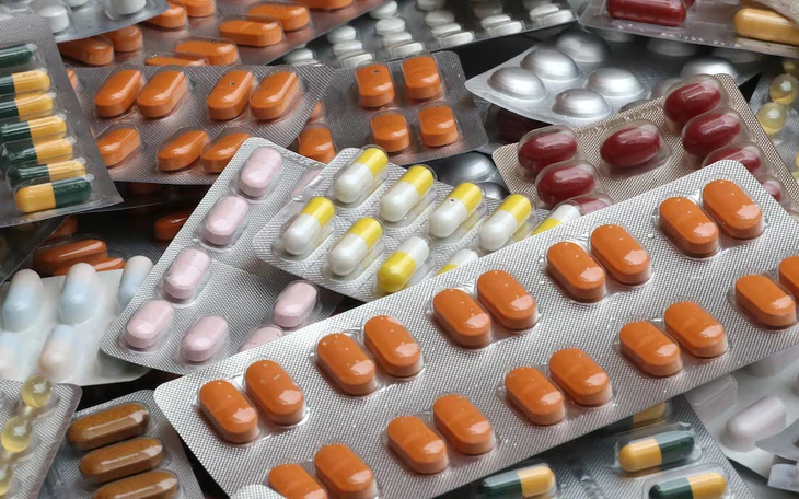 Bộ Y tế yêu cầu đảm bảo thuốc thiết yếu giữa căng thẳng ở Trung Đông - Ảnh 2.