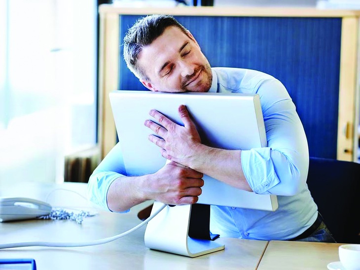 Ôm việc thay vì nhảy việc - Ảnh 1.