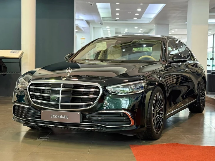 Tin tức giá xe: Mercedes-Benz S 450 giảm giá tới 600 triệu đồng tại đại lý - Ảnh 1.