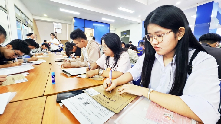 Trường học, bệnh viện: Tinh, gọn, mạnh - Ảnh 4.