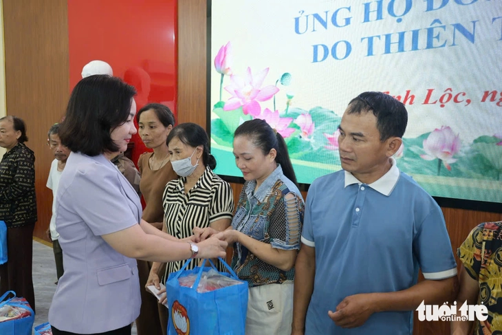 TP.HCM hỗ trợ Nghệ An, Hà Tĩnh 13 tỉ đồng khắc phục hậu quả bão lũ - Ảnh 2.