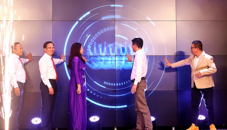 Phường ở Đà Nẵng sử dụng trợ lý AI hỗ trợ thủ tục hành chính - Ảnh 1.