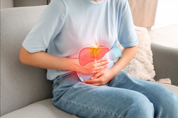 Người bệnh gan đối mặt rủi ro biến chứng khi mắc sốt xuất huyết Dengue - Ảnh 1. Người bệnh gan đối mặt rủi ro biến chứng khi mắc sốt xuất huyết Dengue - Ảnh 1.