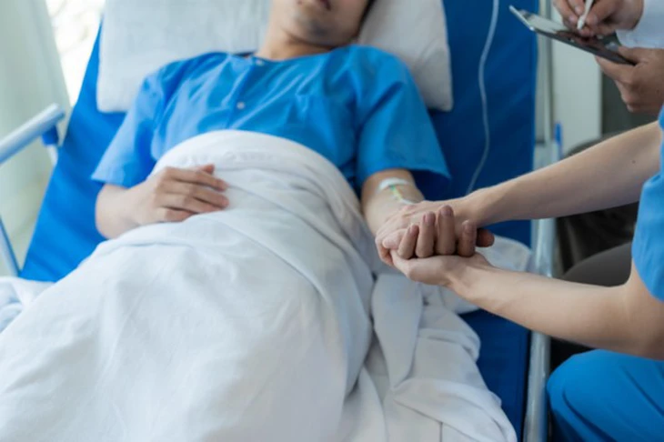 Người bệnh gan đối mặt rủi ro biến chứng khi mắc sốt xuất huyết Dengue - Ảnh 2. Người bệnh gan đối mặt rủi ro biến chứng khi mắc sốt xuất huyết Dengue - Ảnh 2.