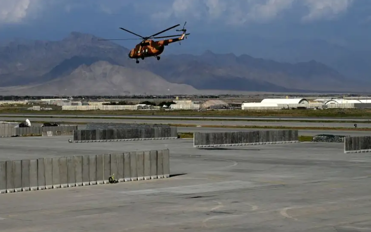 Taliban cắt toàn bộ internet ở Afghanistan, đẩy người dân vào ‘vùng mù thông tin’ - Ảnh 2.