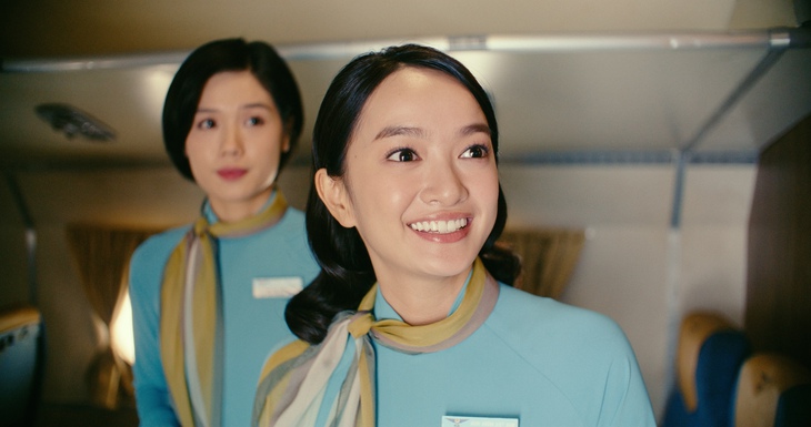 'Tử chiến trên không' vượt 'Mưa đỏ' lên đầu phòng vé - Ảnh 1.