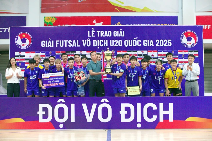 Sau án kỷ luật vì tiêu cực, Thái Sơn Nam TP.HCM chỉ về nhì  Giải U20 quốc gia - Ảnh 2.