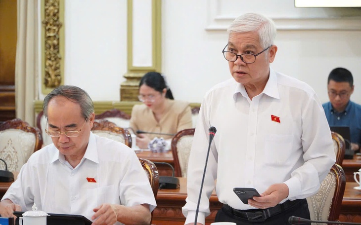 Thủ tướng: Chừng nào người dân còn phàn nàn, chừng đó Chính phủ còn gian nan, cần giải pháp hiệu quả - Ảnh 2.