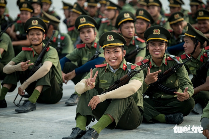 diễu binh - Ảnh 9.