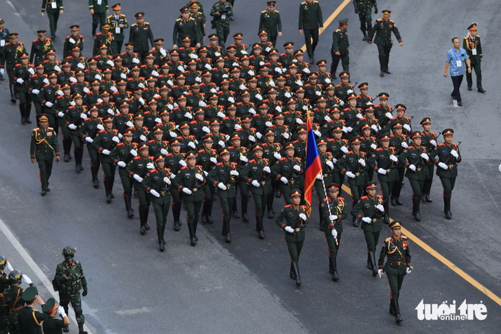 diễu binh - Ảnh 4.