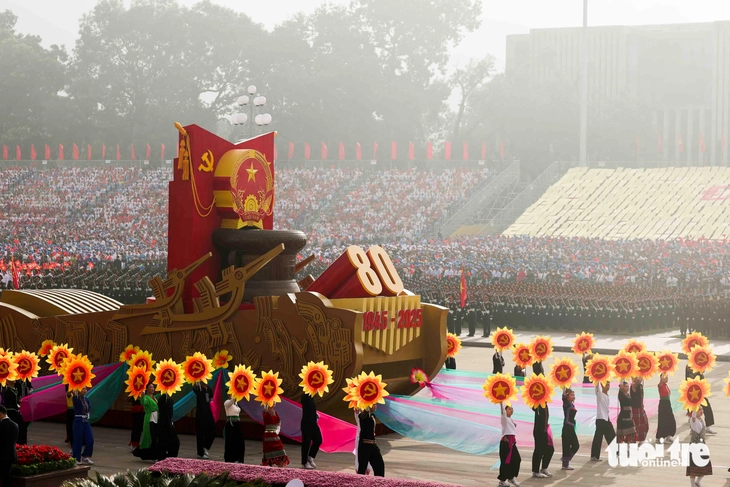 diễu binh - Ảnh 5.