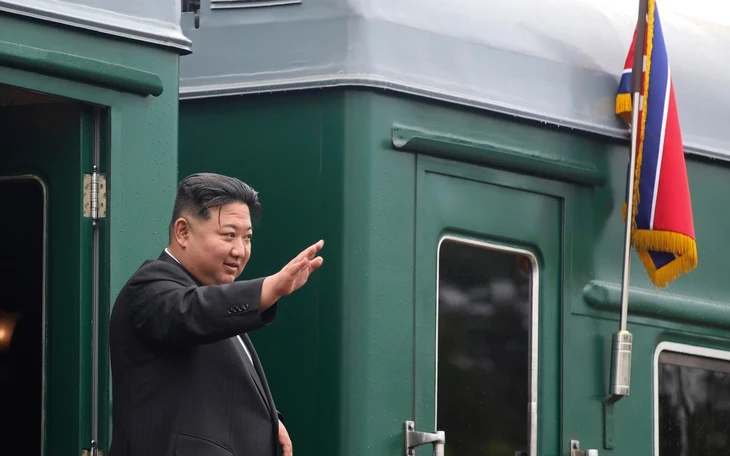 Diện mạo mới của đoàn tàu di sản nối Huế - Đà Nẵng có gì? - Ảnh 2.