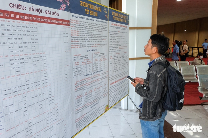 Vì sao giá vé tàu Tết 2026 tăng từ 5-10%? - Ảnh 2.