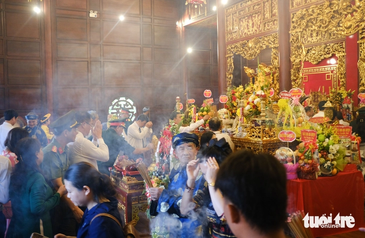 Gia Lai dọn cỗ mời người dân ăn giỗ Hoàng đế Quang Trung - Nguyễn Huệ - Ảnh 4.