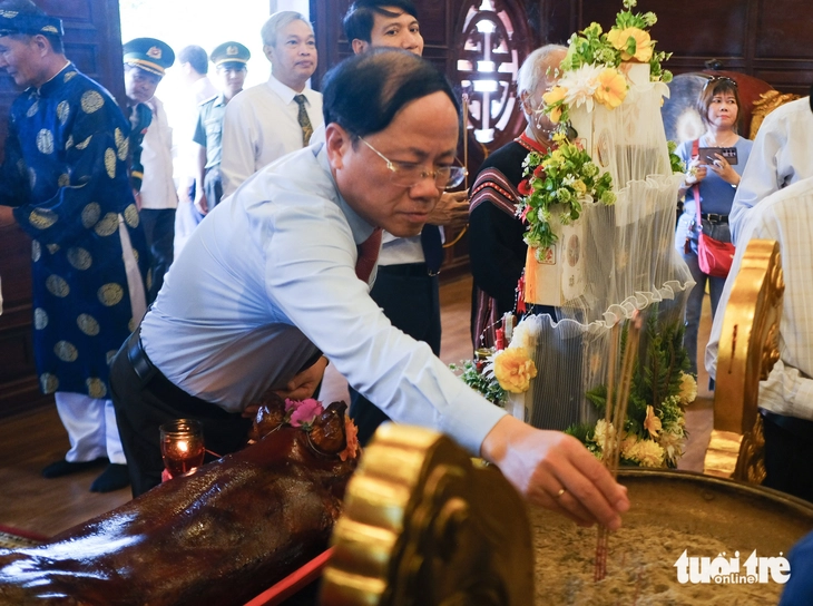 Gia Lai dọn cỗ mời người dân ăn giỗ Hoàng đế Quang Trung - Nguyễn Huệ - Ảnh 2.