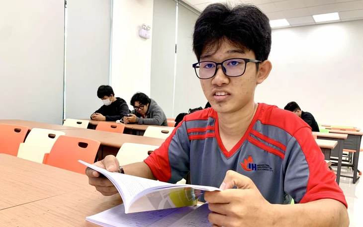 Nữ sinh giỏi Hóa tỉnh Hưng Yên đến thủ đô làm thêm 3 việc kiếm tiền học Đại học quốc gia - Ảnh 3.