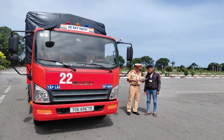 Ra mắt văn phòng liên lạc phòng, chống ma túy và tội phạm qua biên giới giữa Đồng Tháp với Prey Veng - Ảnh 3.