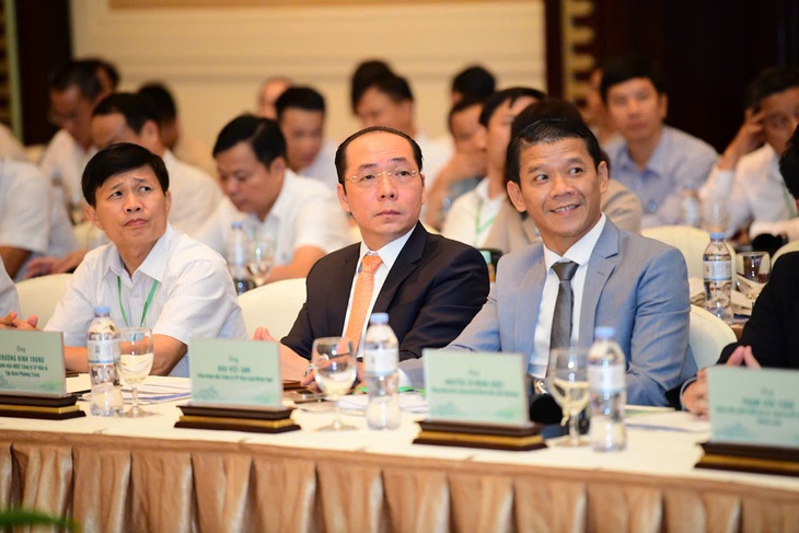 FUTA Group và Kim Long Motor ký hợp tác chiến lược với TP Huế - Ảnh 2.