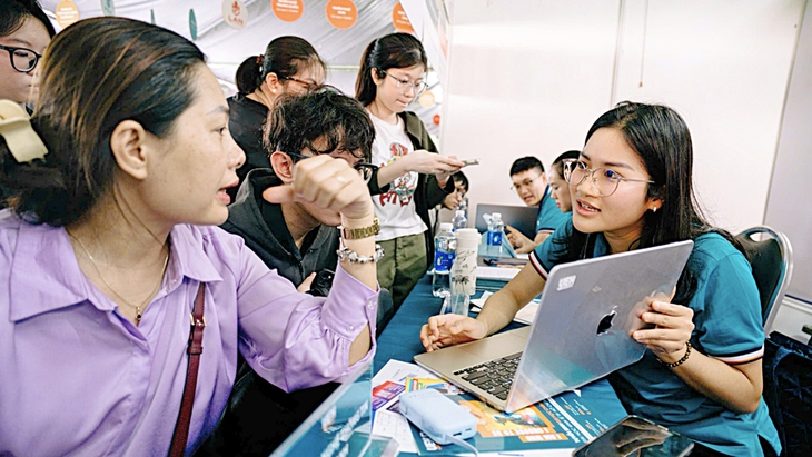 140 trường đại học công lập diện sáp nhập; Lời khai vô cảm của tài xế cán chết nữ sinh - Ảnh 1.