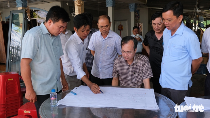 Chủ nhà kể nỗi kinh hoàng vụ sạt lở trong đêm trên sông Tiền - Ảnh 3.