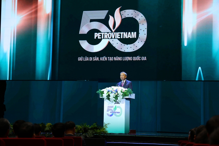 Tổng Bí thư tặng 8 chữ vàng cho Tập đoàn Petrovietnam - Ảnh 2.