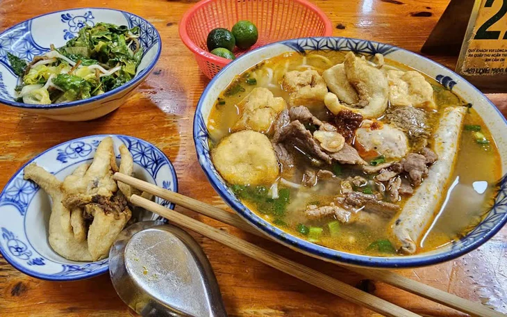 Trời rét húp xì sụp canh cá quả củ từ, rau cần nóng hổi quả tuyệt cú mèo - Ảnh 4.