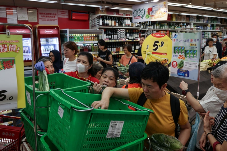 Đông và Đông Nam Á báo động bão Ragasa - Ảnh 2. Siêu bão Ragasa đe dọa Đông Á: Philippines báo động cao nhất, Trung Quốc khẩn cấp sơ tán dân - Ảnh 2.