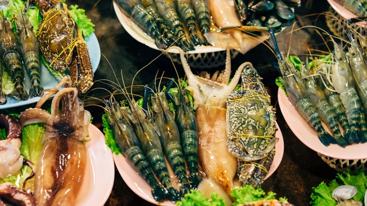5 loại thực phẩm tuyệt đối không nên nấu ngay sau khi lấy từ tủ đông - Ảnh 4.