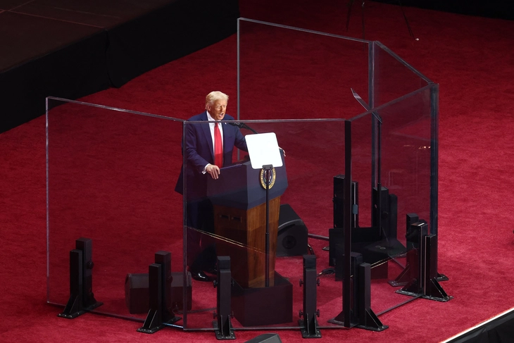 Lễ tưởng niệm Charlie Kirk: Ông Trump gọi vụ ám sát là 'cuộc tấn công vào nước Mỹ' - Ảnh 3.