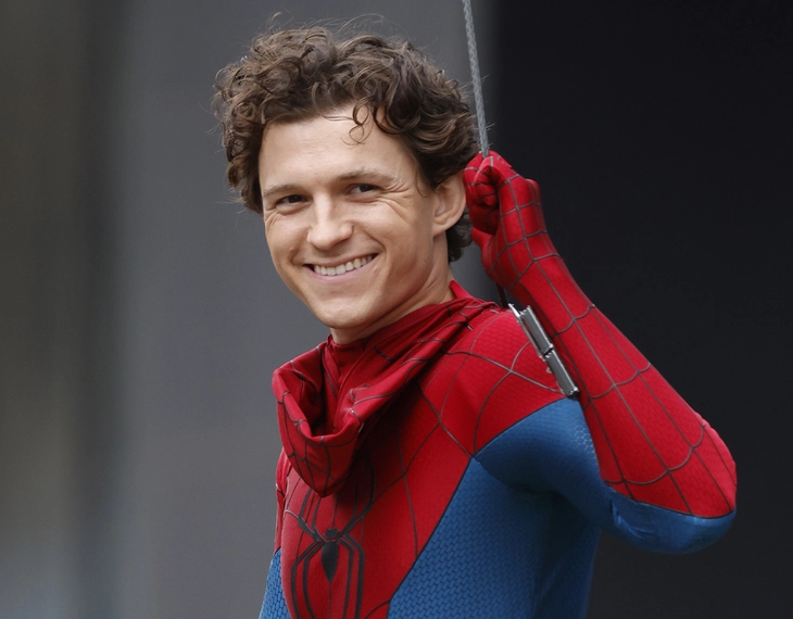 Tom Holland chấn thương, Người nhện 4 tạm dừng sản xuất - Ảnh 1.