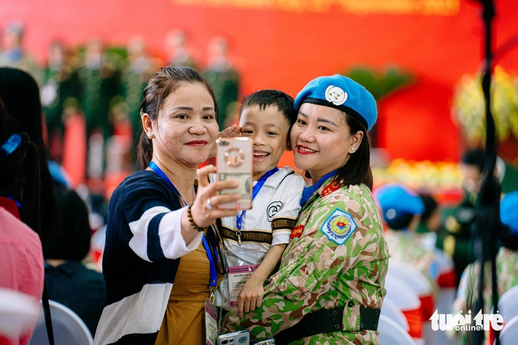 Việt Nam xuất quân tiếp tục tham gia nhiệm gìn giữ hòa bình LHQ - Ảnh 7. Việt Nam xuất quân tiếp tục tham gia nhiệm vụ gìn giữ hòa bình Liên hợp quốc - Ảnh 7.