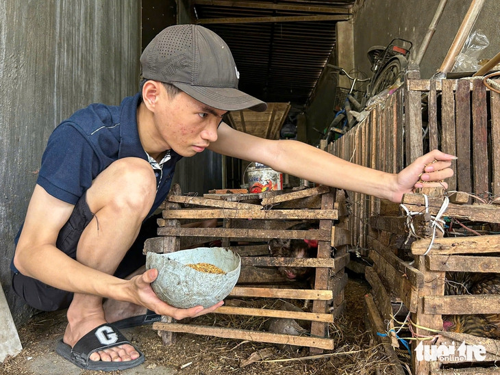 Giải 3 Vật lý tỉnh, nam sinh mắc bệnh tim bẩm sinh trúng tuyển Bách Khoa Đà Nẵng - Ảnh 2.