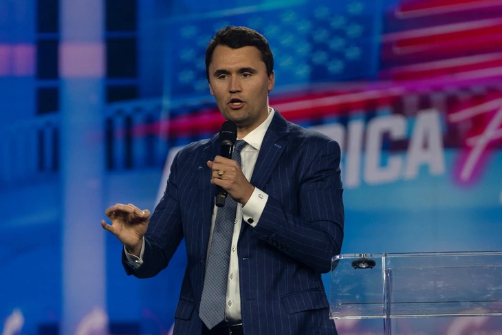 Bộ Tư pháp Mỹ gỡ bỏ nghiên cứu bất lợi cho chính quyền ông Trump sau vụ ám sát Charlie Kirk? - Ảnh 2.