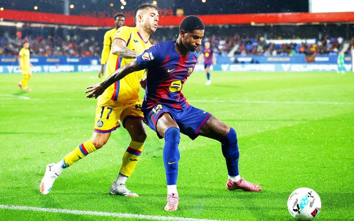 Cha của Lamine Yamal phẫn nộ sau gala Quả bóng vàng - Ảnh 4.