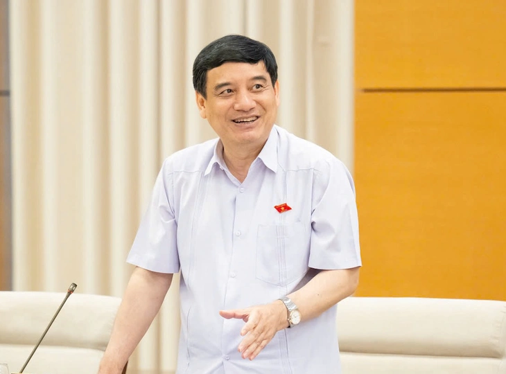 Bộ trưởng Nguyễn Mạnh Hùng: Nhiều trang tin doanh thu lớn nhưng chỉ copy nội dung báo chí  - Ảnh 2.