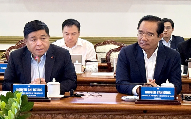 AI là chủ đề nóng tại HCMC Business Summit 2025 - Ảnh 2.