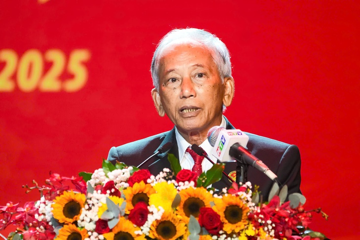 Phát huy truyền thống Nam Bộ kháng chiến, quyết tâm xây dựng TP.HCM văn minh, hiện đại, nghĩa tình - Ảnh 2.